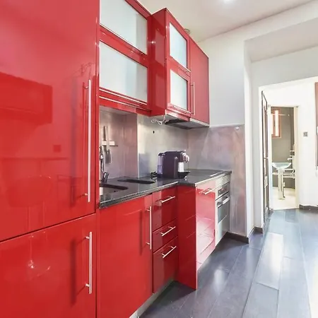 Daire Charming 2-bedroom For An Authentic Experience