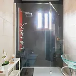 Charming 2-bedroom For An Authentic Experience 리스본